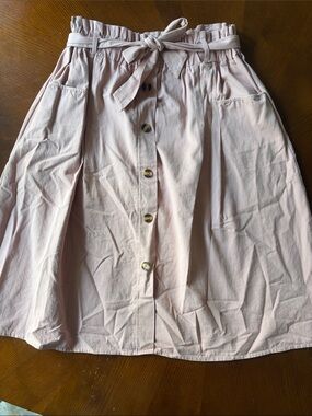 Paperbag Waist Button-Front Midi Skirt in Light Pink